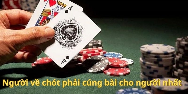 Người về nhất nhận được bài cúng từ người về chót